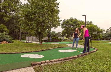 People playing mini golf in Kentucky